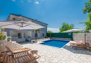 145 m² Villa ∙ 4 bedrooms ∙ 8 guests