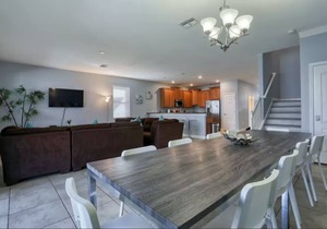 1461BT: Spacious ChampionsGate 9 Bedroom Home!