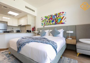 151 Residences Studio Jumeirah Garden City near Sheikh Zayed Rd 705