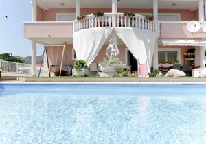 153 m² Apartment ∙ 3 bedrooms ∙ 6 guests