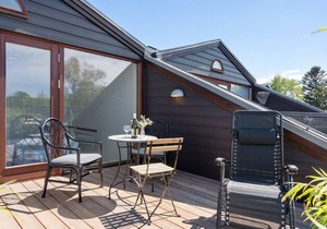 156 m² Apartment ∙ 3 bedrooms ∙ 6 guests