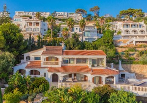 1598 m² Villa ∙ 5 bedrooms ∙ 12 guests
