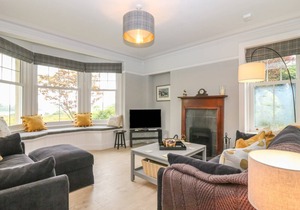 160 m² Cottage ∙ 5 bedrooms ∙ 10 guests