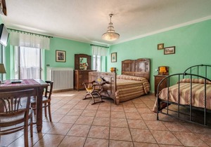 160 m² Farmhouse ∙ 6 bedrooms ∙ 14 guests