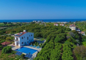 165 m² Villa ∙ 4 bedrooms ∙ 8 guests