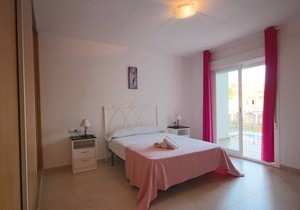 175 m² Apartment ∙ 3 bedrooms ∙ 6 guests