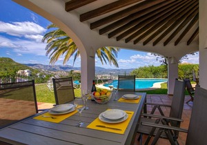 180 m² Villa ∙ 4 bedrooms ∙ 10 guests