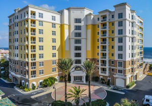 188 m² Condo ∙ 2 bedrooms ∙ 5 guests