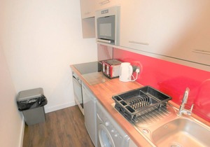 (189OC-16) 2 Bedroom Flat in Bournemouth Town Centre