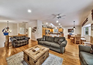 195 m² House ∙ 3 bedrooms ∙ 6 guests