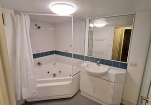 1BR Executive Apartment in City Centre