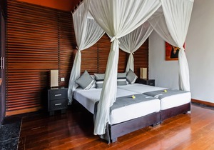 1BR Villa Sasoon 100 mt to Beach