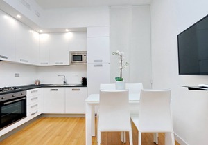 2 Apartments in the same building Piazza del Popolo 1+2