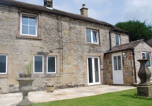 2 bedroom accommodation in Youlgreave near Bakewell