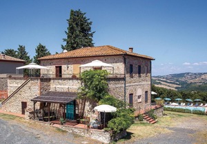 2 bedroom accommodation in Pomarance PI