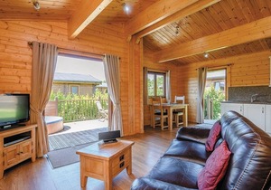 2 bedroom accommodation in Wenhaston, Halesworth