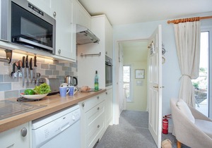 2 bedroom accommodation in Dartmouth
