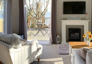 2 bedroom accommodation in Corton, near Lowestoft