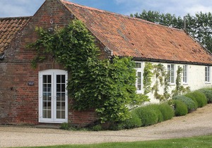 2 bedroom accommodation in Sudbourne, near Orford