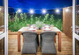 2 bedroom accommodation in Ockeridge, Worcester
