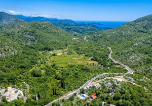 2 bedroom accommodation in Mrcevo