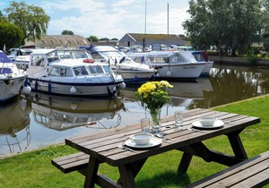 2 bedroom accommodation in Stalham