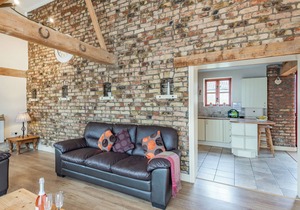 2 bedroom accommodation in Routh, Beverley
