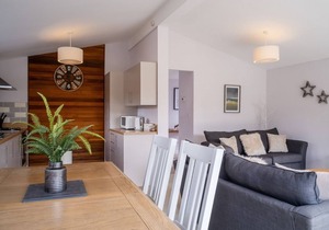 2 bedroom accommodation in Laceby
