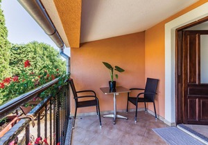 2 bedroom accommodation in Valtura