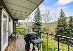 2 bedroom Condo overlooking Lake Dillon CC43