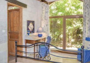 2 bedroom accommodation in St Jean des Mauvrets