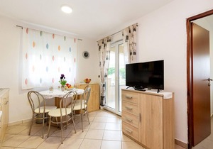 2 bedroom lovely apartment in Rovanjska