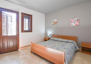 2 Bedroom Nice Apartment In Trappeto