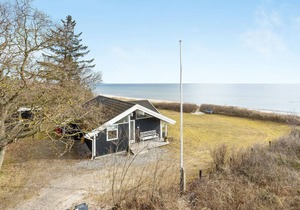 2 bedroom nice home in Odder