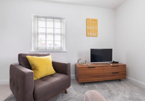 2 Bedroom Town Centre Apartment