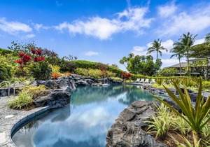 2 bedroom with great view and privacy! BBQ on lanai