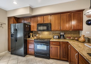 2 bedroom with great view and privacy! BBQ on lanai
