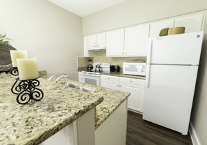 2 bedroom within minutes of all Williamsburg has to offer!