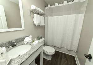 2 bedroom within minutes of all Williamsburg has to offer!