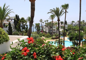2 Bedrooms holiday penthouse rental in Estepona (Alcazaba Beach)