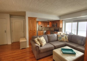 2 Blocks to Beach, Downtown Rehoboth, Elevator, Parking, Free Activities