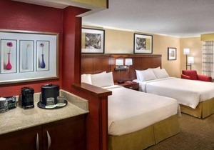 2 Classy Units! FREE Parking, Pets Allowed, Close to USS Constitution Museum!