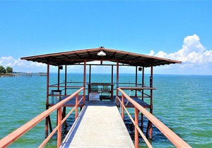 2 Houses, Waterfront, Gated, Kayaks, Canoe, 317 FT. Shaded Concrete Fishing Pier