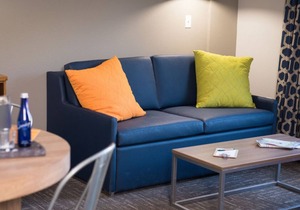 2 Large Accommodations! With Indoor Waterpark & Arcade Access! Free Parking!