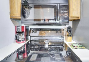 2 Mi to Silver Dollar City: Reed Springs Condo