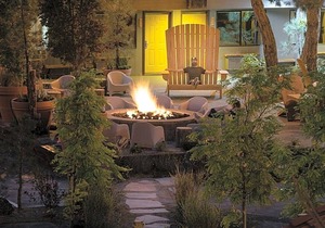 2-Star Hotel ∙ Campfire Hotel