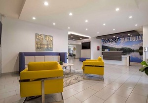 2-Star Hotel ∙ Best Western NSU Inn