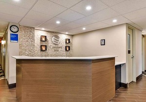 2-Star Hotel ∙ Comfort Inn Windsor