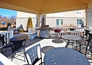 2-Star Hotel ∙ Candlewood Suites Elkhart, an IHG Hotel