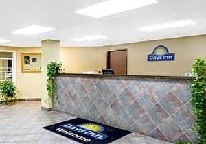 2-Star Hotel ∙ Days Inn by Wyndham Phenix City Near Fort Benning